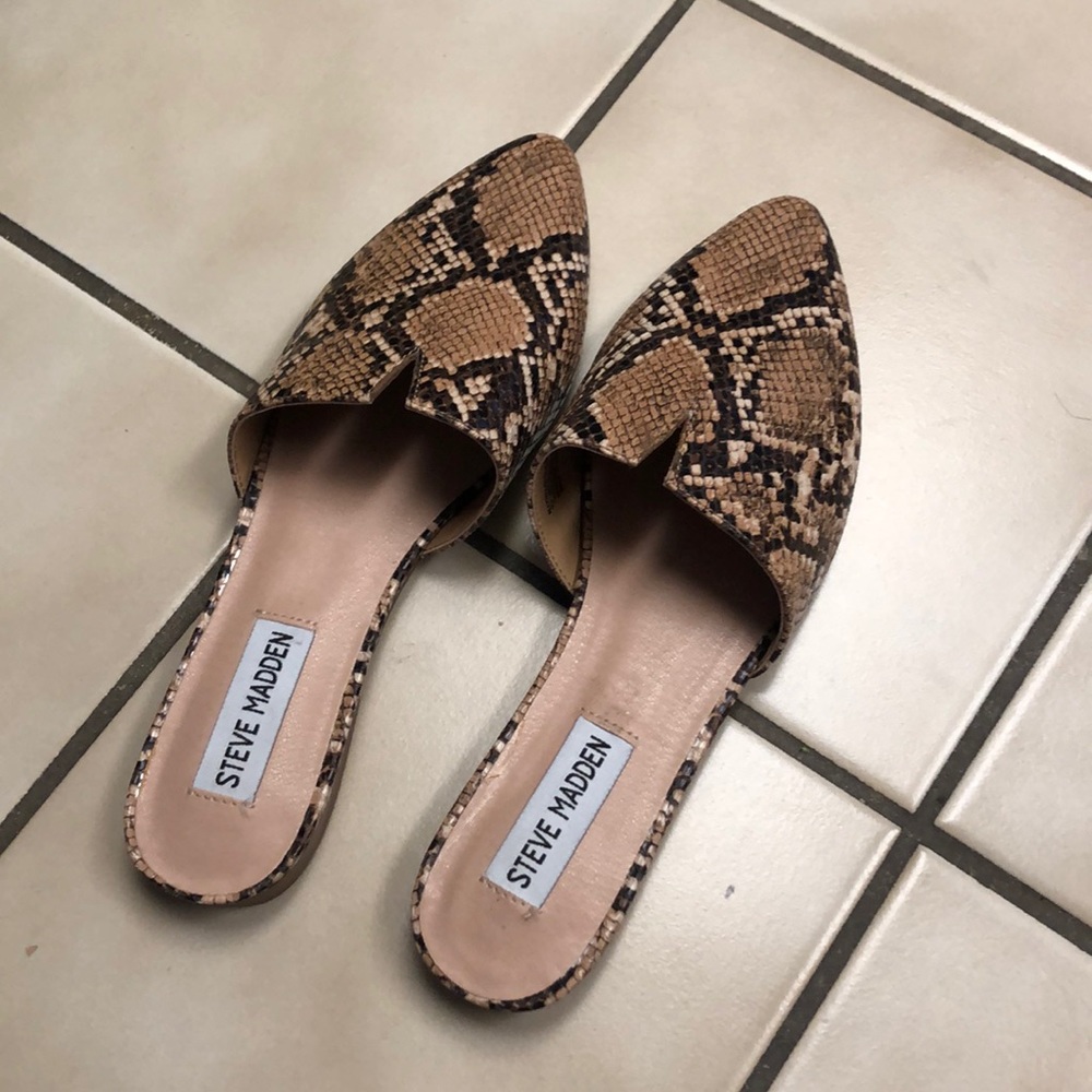 New Steve Madden Python Snake Flats Mule Slides - image 3